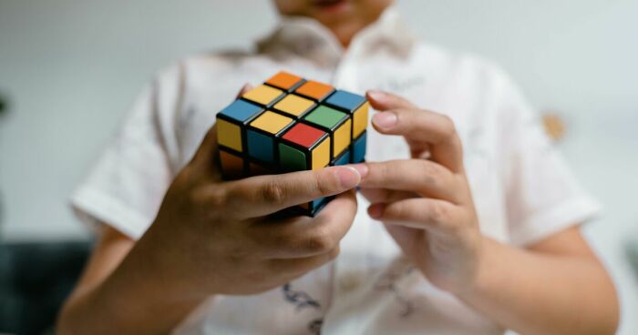 “Can You Beat This Cognitive Thinking Test?”: Prove It With 18 Visual Questions