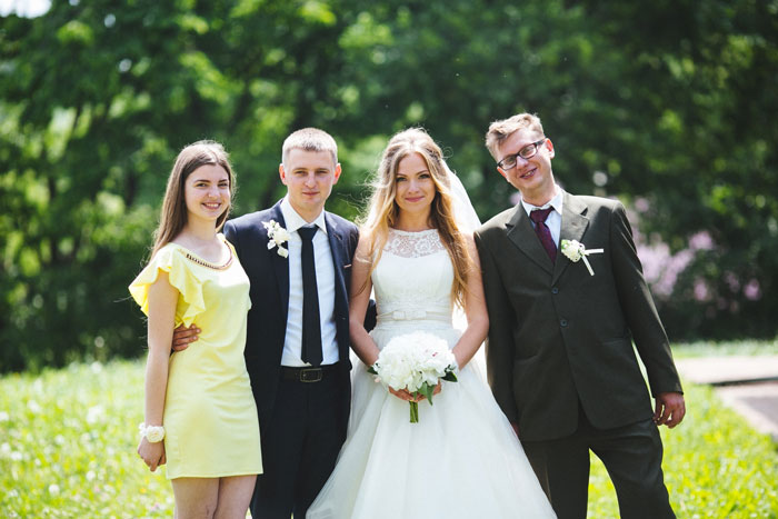 MOH's Cheater Ex Is Best Man At Friend's Wedding, She's Frantic As She Can't Even Look At Him MOH's Cheater Ex Is Best Man At Friend's Wedding, She's Frantic As She Can't Even Look At Him
