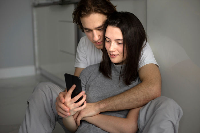 Woman Horrified As "Friend" Dates Her Ex, Loses It As She Gets Harassed For Blocking The "Friend"