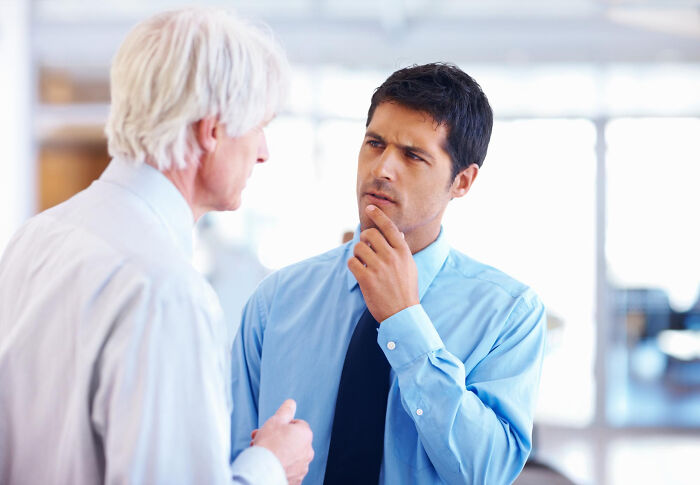 43 Wild Encounters With People Who Thought Confidence Could Replace Intelligence