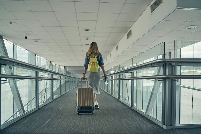 49 Travelers Shared Their Airport Wisdom And It's Gold 