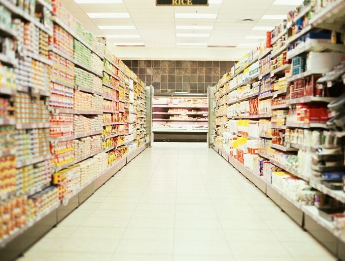 Eli5: How Can Large Chains (Target, Walmart, Etc) Produce Store Brand Versions Of Nearly Every Product Imaginable While Industry Manufacturers Only Really Produce A Single Type Of Item? 