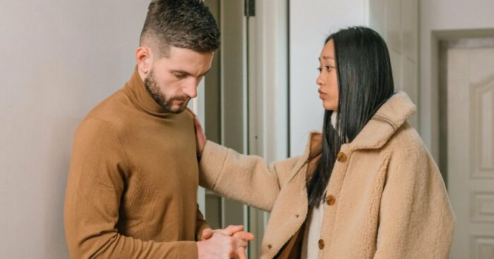 Woman Keeps Demanding Boyfriend Propose Until He Does It Right: “After 4 Proposals, I’m Lost”