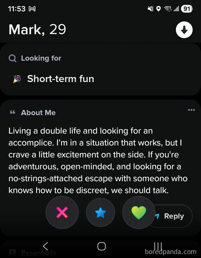 Dating profile of Mark, 29, seeking short-term fun and discreet connections