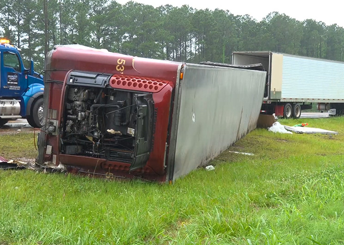 KitKat Issues Hilarious Response As Truck Carrying 11K Pounds Of Chocolate Crashes 2 Months After Famous Heist KitKat Issues Hilarious Response As Truck Carrying 11K Pounds Of Chocolate Crashes 2 Months After Famous Heist