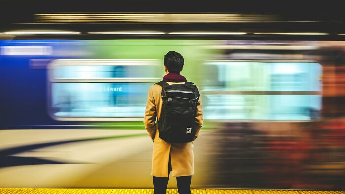 62 Times Everyday Strangers Dropped All Social Norms And Just Did Whatever The Heck They Wanted