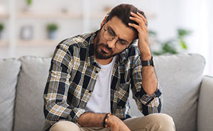“My Dad Just Started Laughing”: Man Calls Out GF’s Double Standard On Finances, Splits Family And Friends