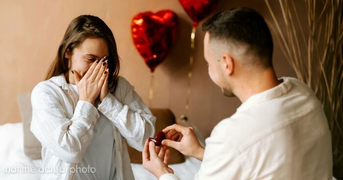 Woman Over The Moon After Guy Proposes, But One Message From A Family Member Makes Everything Way Worse