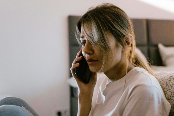 Financially Irresponsible MIL Refuses DIL's Request To Pay Back $1.5K Loan, Says She's On Vacation