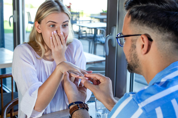 Woman Cries At Sister's Wedding Out Of Jealousy, Mom Tells Bride To Be "Less Happy" During Event Woman Cries At Sister's Wedding Out Of Jealousy, Mom Tells Bride To Be "Less Happy" During Event