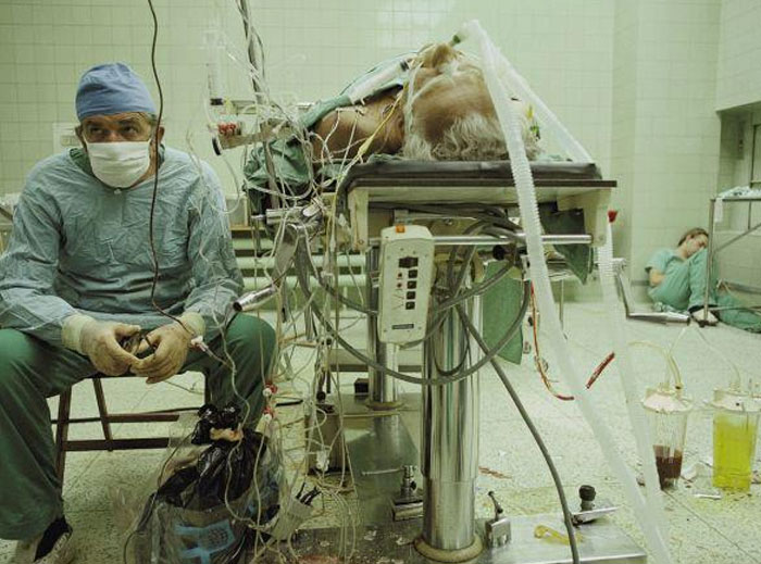 39 Powerful Photos Of All Time That Left People Completely Speechless