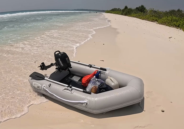 New Video Shows YouTuber's Illegal And Dangerous Stunt On Island Home To The "World's Most Isolated Tribe" New Video Shows YouTuber's Illegal And Dangerous Stunt On Island Home To The "World's Most Isolated Tribe"