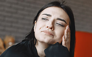 Woman Spends 13 Hours On The Road For Class Reunion, Can't Believe People's Audacity When She Gets There