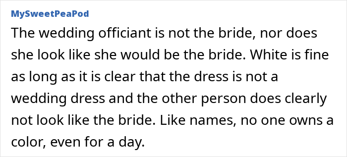 Wedding Officiant’s Choice Of Attire Enrages Guests And Leaves Couple Baffled Wedding Officiant’s Choice Of Attire Enrages Guests And Leaves Couple Baffled