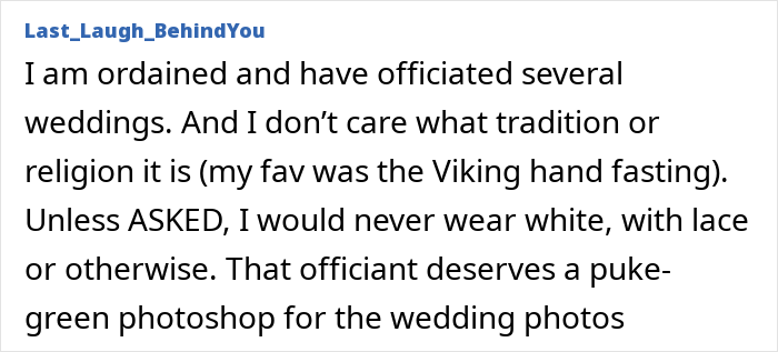 Wedding Officiant’s Choice Of Attire Enrages Guests And Leaves Couple Baffled Wedding Officiant’s Choice Of Attire Enrages Guests And Leaves Couple Baffled