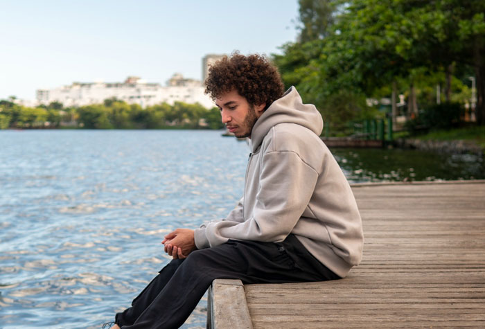 Guy Grows Up Invisible Next To Disabled Sis, Neglectful Parents Shocked He Walks Away For Good Guy Grows Up Invisible Next To Disabled Sis, Neglectful Parents Shocked He Walks Away For Good