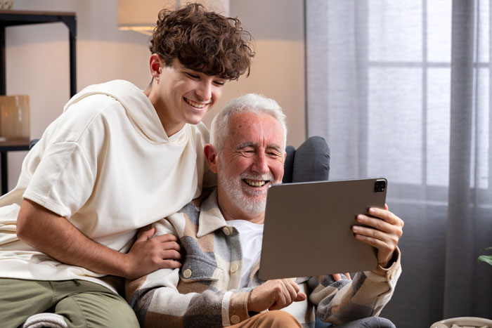 Guy Grows Up Invisible Next To Disabled Sis, Neglectful Parents Shocked He Walks Away For Good Guy Grows Up Invisible Next To Disabled Sis, Neglectful Parents Shocked He Walks Away For Good