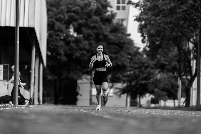 1967 Boston Marathon banned women fearing d***h if running full distance in creepy facts