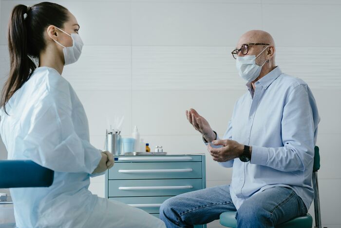 59 Hilarious And Unhinged Notes From Charts That Patients Were Never Supposed To Know