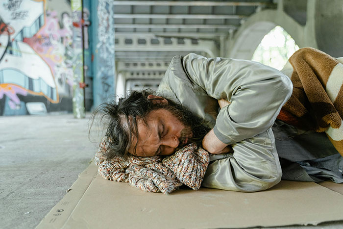 60 Things And Actions So Out-Of-Touch Only The Ultra-Rich Could Do Them