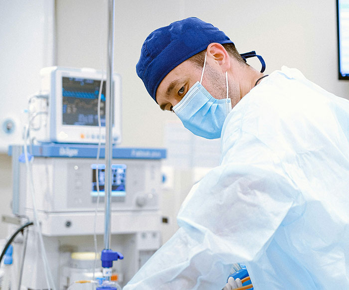 Surgeon in mask operating room scientific facts