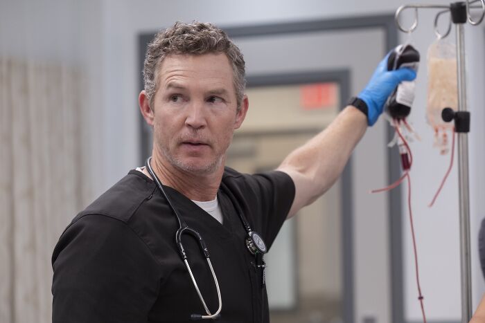 &ldquo;I Just Can&rsquo;t Stand Him&rdquo;: Noah Wyle Backlash Explodes After His Shocking Dig At &lsquo;The Pitt&rsquo; Co-Star