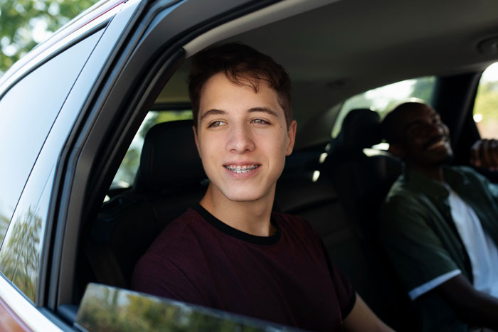 18YO Ditches Toxic Fam As They Torment Him For Years, Enjoys Life After Sparking An Uproar In Theirs 18YO Ditches Toxic Fam As They Torment Him For Years, Enjoys Life After Sparking An Uproar In Theirs