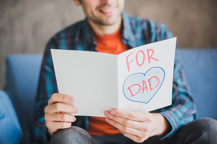 Widowed Parents Find Love During Support Group, Daughter Throws A Fit As Stepsis Won’t Accept Them Widowed Parents Find Love During Support Group, Daughter Throws A Fit As Stepsis Won’t Accept Them