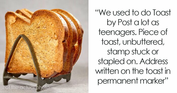42 Of The Weirdest Packages Mailmen Found In Postboxes Or Had To Deliver