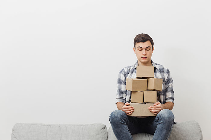 Mom Turns Son’s 18th B-Day Dinner Into Stepdaughter’s Fantasy Night, Fed-up Teen Finally Moves Out Mom Turns Son’s 18th B-Day Dinner Into Stepdaughter’s Fantasy Night, Fed-up Teen Finally Moves Out
