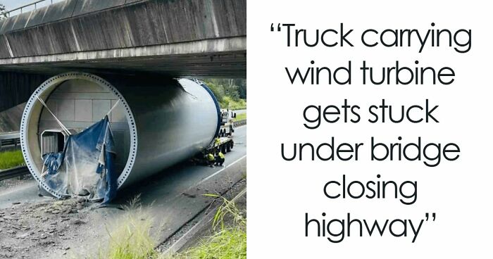 55 Accidents And Fails That Left Bystanders Muttering: “That Looked Expensive” (New Pics)