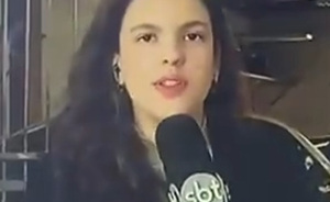 Journalist Hit By Police Car While Reporting Live Leaves Viewers Stunned