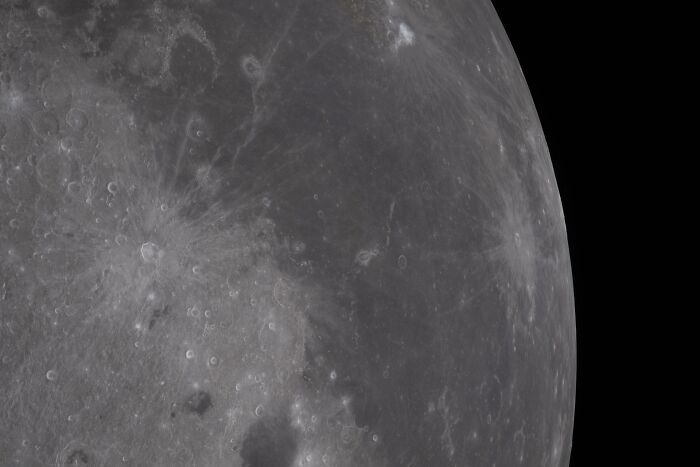 A Cross Section Of Lunar Geology