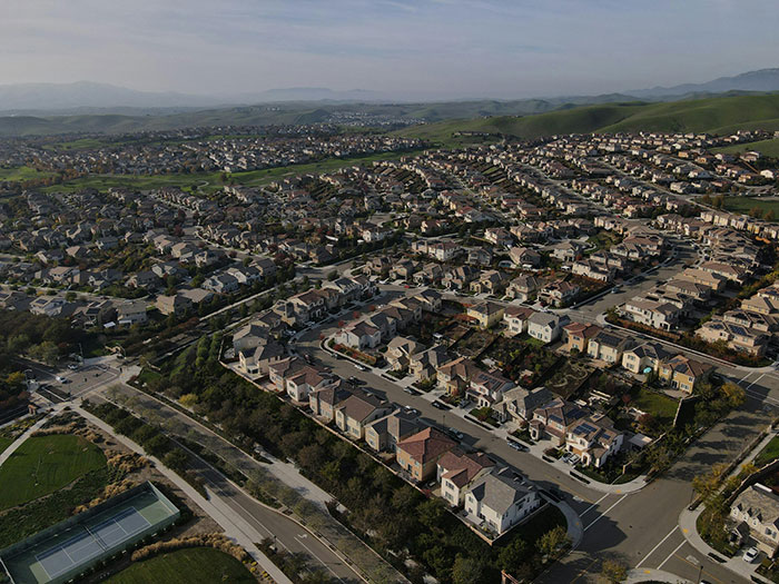 “Flat And Featureless”: 41 Places In The United States That Don’t Live Up To The Hype