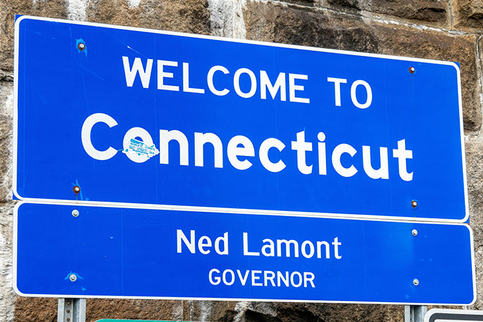 “Flat And Featureless”: 41 Places In The United States That Don’t Live Up To The Hype