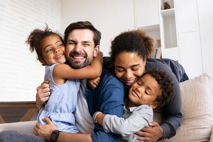 Bitter Ex Refuses To Let Kids Travel With Dad, Goes Ballistic When He Goes On Vacation Without Them Bitter Ex Refuses To Let Kids Travel With Dad, Goes Ballistic When He Goes On Vacation Without Them