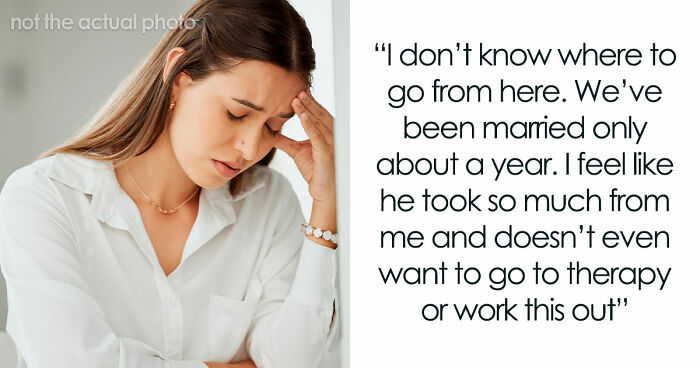 “He Chose Her”: Woman Peeks Over Husband’s Shoulder And Her World Comes Crashing Down