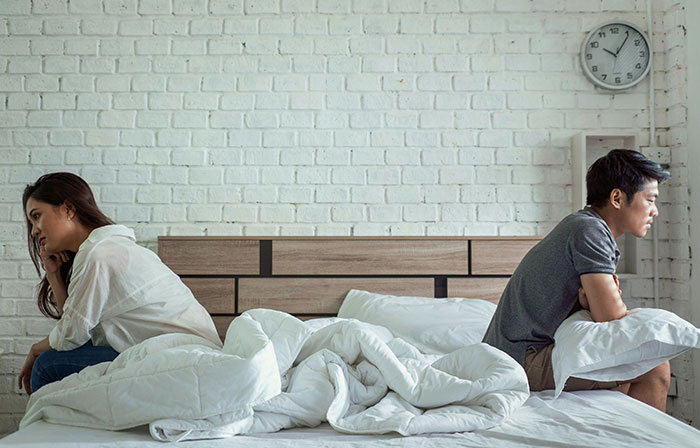 Man Was Never Interested In Wife&rsquo;s Job So She Refuses To Talk About It When He Suddenly Wants To Know