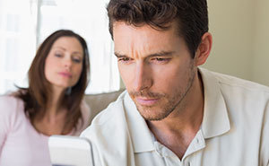 Guy Throws Away 15 Years Of Marriage By Cheating With “New Office Girl,” Wife Files For Divorce