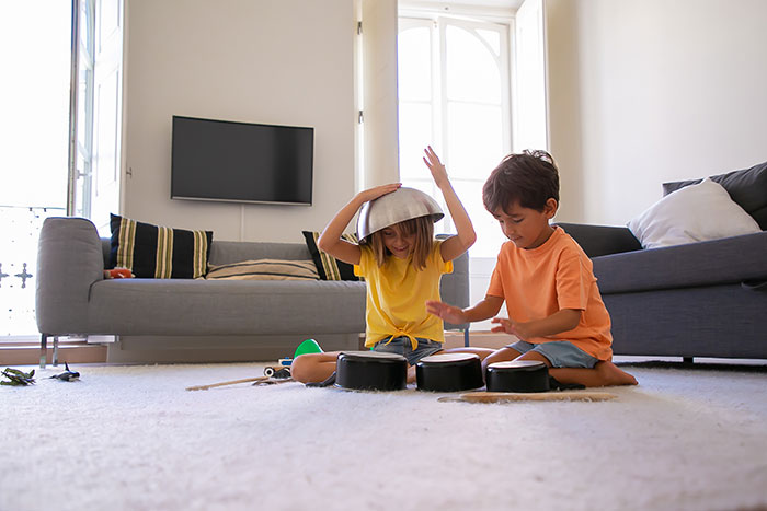 Controlling Man Insists On Keeping Indoor Camera On All The Time, Mad At Wife For Turning It Off Controlling Man Insists On Keeping Indoor Camera On All The Time, Mad At Wife For Turning It Off