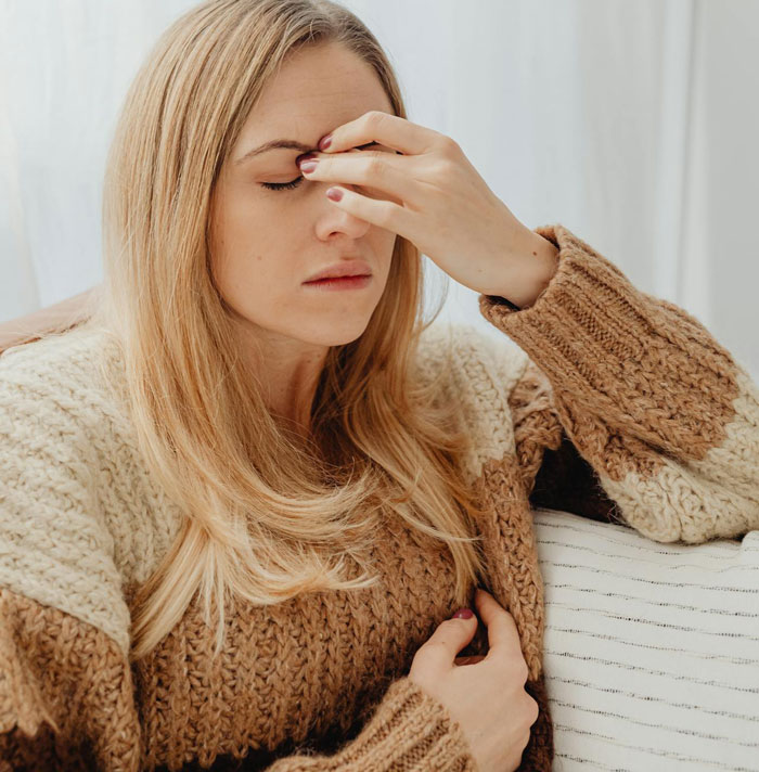 Woman Can't Stand Her Boyfriend Over His Weird And Entitled Behavior: "This Triggers Me So Much" Woman Can't Stand Her Boyfriend Over His Weird And Entitled Behavior: "This Triggers Me So Much"