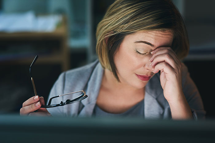 14YO Loathes Mom As Dad Fills Her Up With Hatred, Exhausted Mom Finally Gives Up Her Custody 14YO Loathes Mom As Dad Fills Her Up With Hatred, Exhausted Mom Finally Gives Up Her Custody