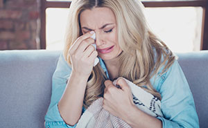 Dad Trains Daughter To Hate Mom, She's Forced To Give Up Custody Of Teen Because Of It