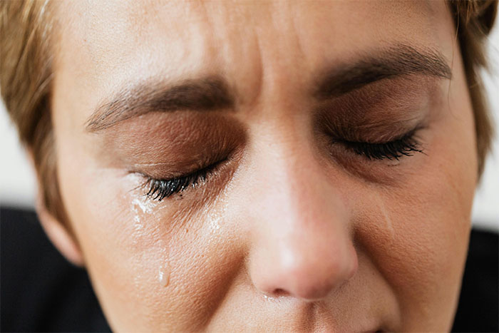 Mom Thinks Friend’s Kids Are Her Husband’s, Starts Taking Action And Learns More Than Expected Mom Thinks Friend’s Kids Are Her Husband’s, Starts Taking Action And Learns More Than Expected