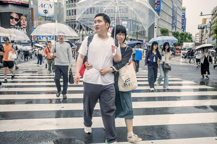 I Spent 10 Days In Japan Capturing Cinematic Street Moments (30 New Photos)