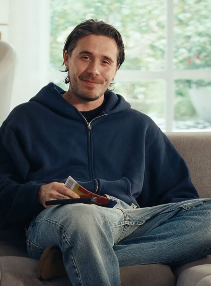 David And Victoria Beckham's Inner Circle Furious After Brooklyn Takes A Jab At Parents In World Cup Ad David And Victoria Beckham's Inner Circle Furious After Brooklyn Takes A Jab At Parents In World Cup Ad