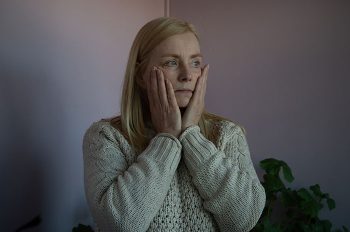 MIL Can't Believe Son Is Gay, Does Everything In Her Power To Prove That He's Not: "Didn&rsquo;t Raise You Like That!"