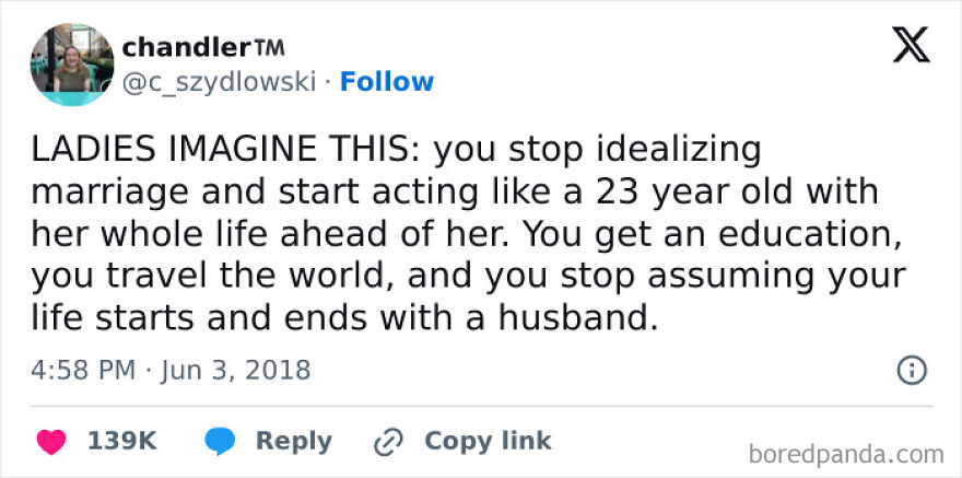 Feminist post encouraging women to prioritize education and independence over marriage.