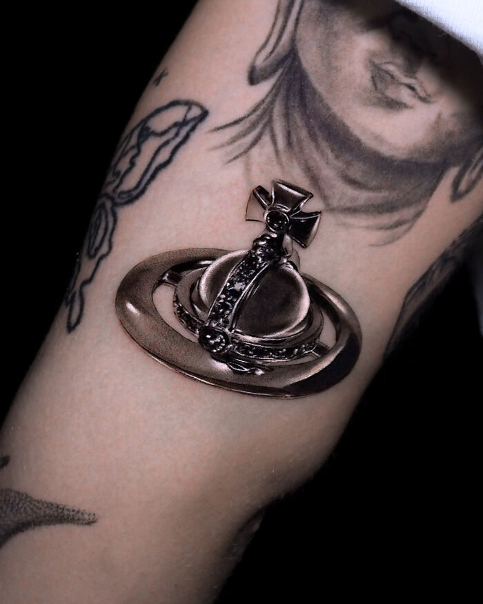 Chrome Vivienne Westwood Logo