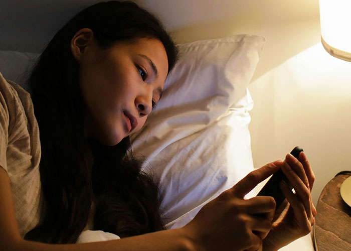 Woman Can't Believe Boyfriend Supports Female Friend In Her Time Of Need, Does Something Drastic